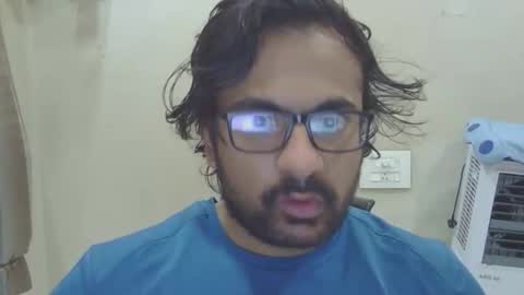 Snapshot of shubhamkhandelwal123 chatting on April 5, 12:24 pm shubhamkhandelwal123 online show from April 5, 12:24 pm