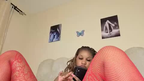 EVA online show from May 29, 7:01 pm