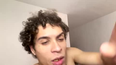 Snapshot of shurthingxx chatting on January 25, 9:47 am shurthingxx online show from January 25, 9:47 am