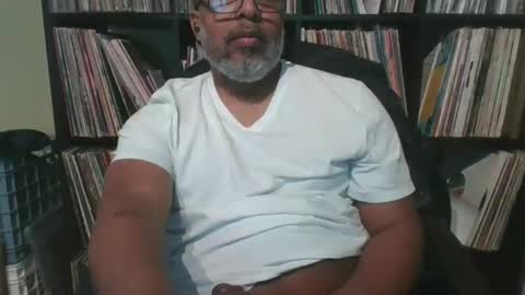 Snapshot of shy333 chatting on April 14, 2:12 pm SHY333 online show from April 14, 2:12 pm