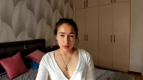 Mika online show from September 25, 2:48 am