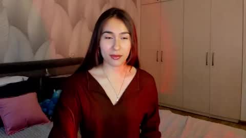 Snapshot of shy_bambiii chatting on November 24, 3:17 am Mika online show from November 24, 3:17 am