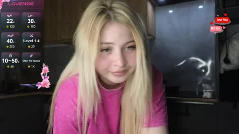 Molly online show from April 16, 7:36 pm