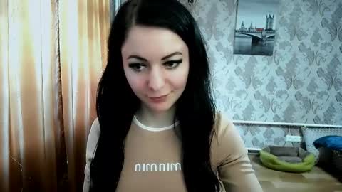 shy_cat_candy online show from April 28, 1:38 pm