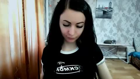 shy_cat_candy online show from June 18, 10:52 am