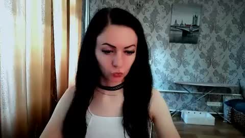 shy_cat_candy online show from July 31, 11:31 am