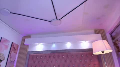 Snapshot of shy_cherry_ chatting on March 24, 12:32 pm cherry online show from March 24, 12:32 pm