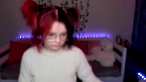 shy_elina01 online show from November 14, 10:36 am