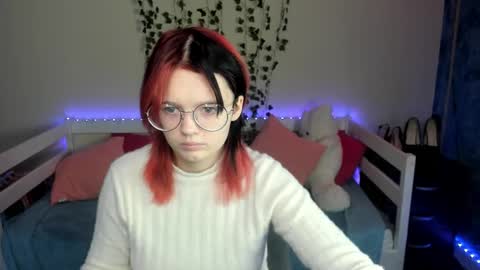 shy_elina01 online show from November 24, 10:26 am