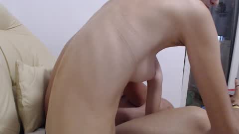 shy_in_bed online show from September 13, 8:19 pm
