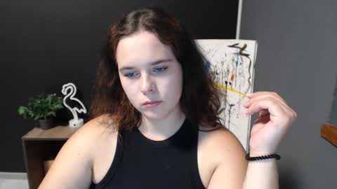 shy_lil online show from September 25, 1:04 pm