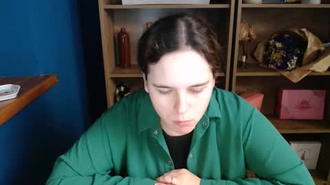 shy_lil online show from October 19, 3:34 pm
