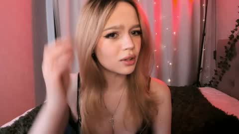 Megan 3 online show from March 26, 8:58 pm