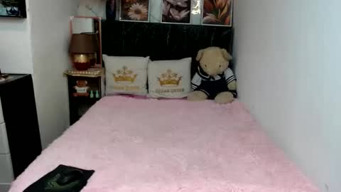 shy_pinay online show from September 30, 9:42 pm