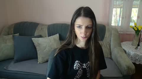 Snapshot of shy_rossy20 chatting on October 18, 9:54 am shy_rossy20 online show from October 18, 9:54 am