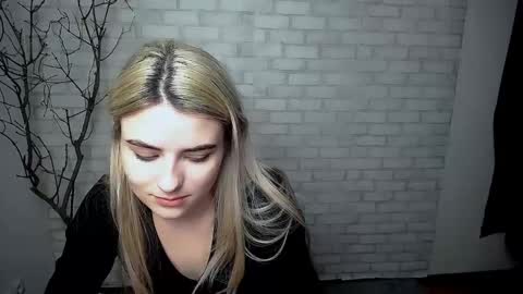 shy_sabrina_ online show from January 10, 8:51 am