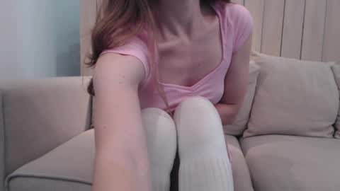 shy_schoolgirl_ online show from January 24, 12:31 pm