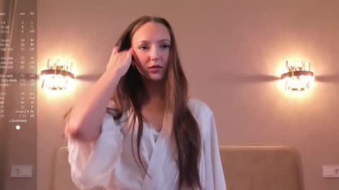 Melanie online show from October 12, 8:35 am