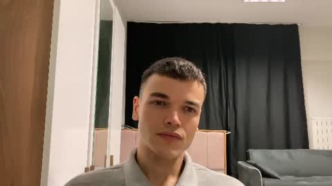 Cut Twunk Boy online show from June 24, 9:36 pm
