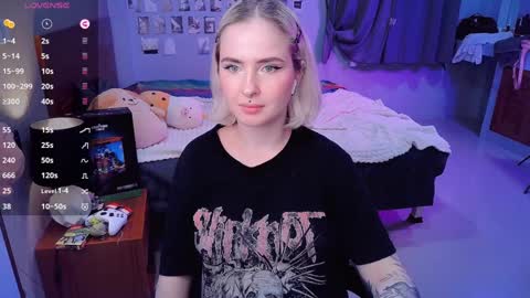 Effie online show from December 1, 7:36 pm