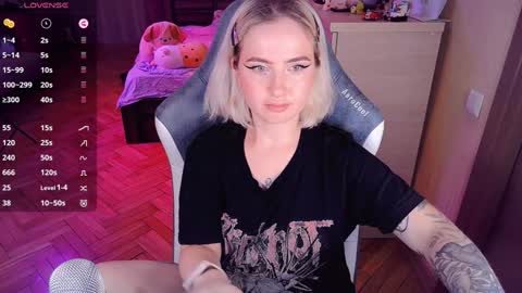Effie online show from December 19, 1:28 am