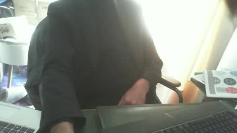 Snapshot of shyfrenchcock chatting on March 5, 12:34 pm shyfrenchcock online show from March 5, 12:34 pm