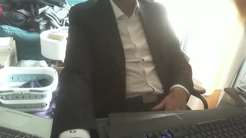 Snapshot of shyfrenchcock chatting on May 19, 8:20 am shyfrenchcock online show from May 19, 8:20 am