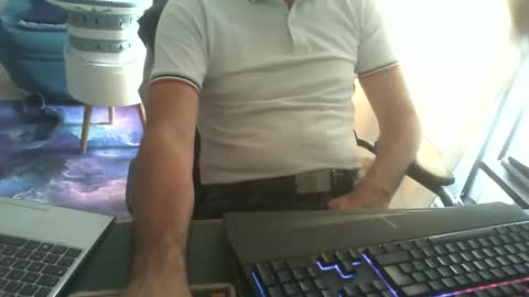 Snapshot of shyfrenchcock chatting on June 2, 9:00 am shyfrenchcock online show from June 2, 9:00 am