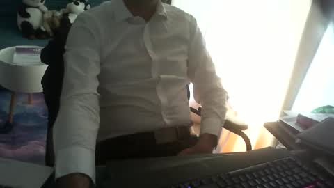 Snapshot of shyfrenchcock chatting on June 8, 7:42 am shyfrenchcock online show from June 8, 7:42 am