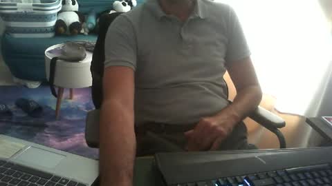 Snapshot of shyfrenchcock chatting on July 8, 1:15 pm shyfrenchcock online show from July 8, 1:15 pm