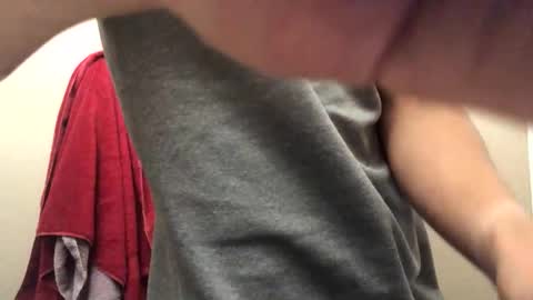 Snapshot of shyguy2021420 chatting on November 1, 9:44 am shyguy2021420 online show from November 1, 9:44 am