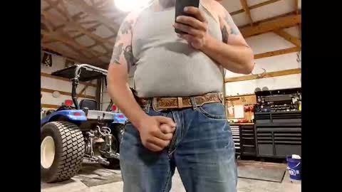 shyguycurious5 online show from October 17, 4:20 pm