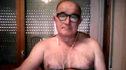 shymmy10 online show from June 7, 4:16 am