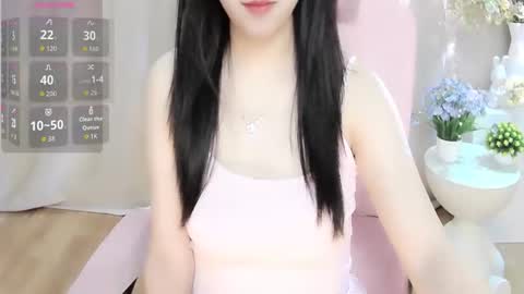 Snapshot of shynana23 chatting on June 4, 7:25 am nana online show from June 4, 7:25 am
