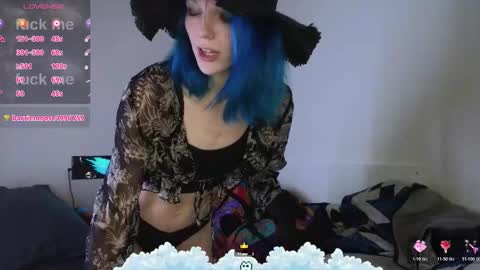 Hippie online show from March 23, 9:19 pm