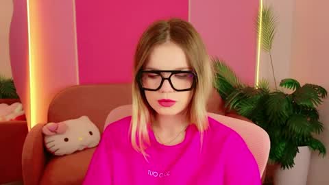 shyprincess_kelly online show from March 28, 8:03 am