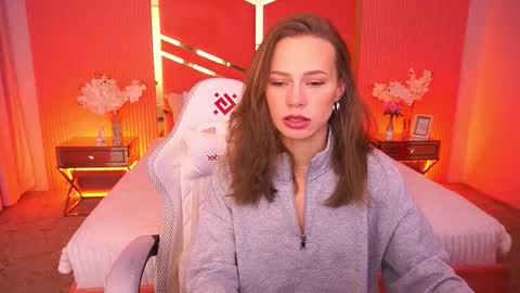 Snapshot of shyysiren chatting on November 15, 8:33 am shyysiren online show from November 15, 8:33 am