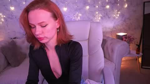 shyysiren online show from March 17, 3:37 pm