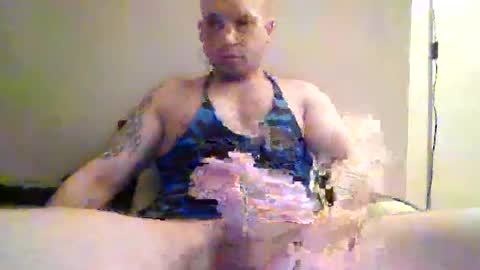 Snapshot of sia355 chatting on December 18, 9:36 am sia355 online show from December 18, 9:36 am
