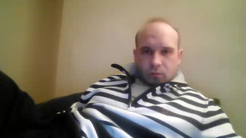 Snapshot of sia355 chatting on December 30, 8:47 pm sia355 online show from December 30, 8:47 pm