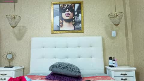 Sia online show from June 5, 11:27 am
