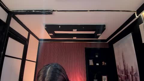 siafoxx_ online show from June 9, 8:31 pm