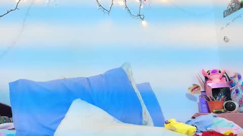 Snapshot of siara_bonny chatting on March 11, 11:22 pm Siara online show from March 11, 11:22 pm