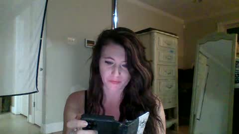 Snapshot of sicilianbeautyandthebeast chatting on May 28, 8:00 am Booty theBEAST online show from May 28, 8:00 am