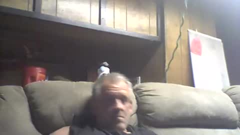 Snapshot of sickone6669947170 chatting on December 15, 1:15 pm Bill online show from December 15, 1:15 pm