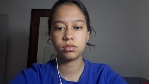 Leah online show from February 13, 1:07 pm