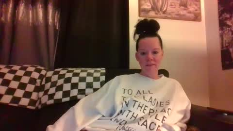 Mrs. St. Patrickk online show from January 3, 12:43 am