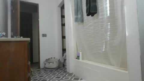 Snapshot of sidneyraee chatting on February 18, 3:08 pm Mrs. St. Patrickk online show from February 18, 3:08 pm