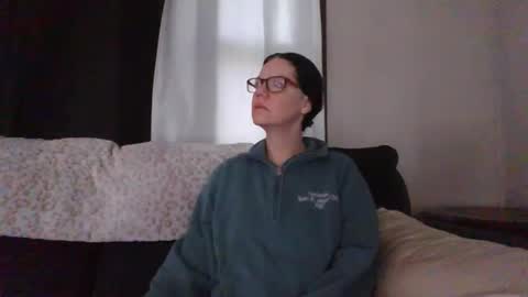 Snapshot of sidneyraee chatting on April 12, 3:06 pm Mrs. St. Patrickk online show from April 12, 3:06 pm