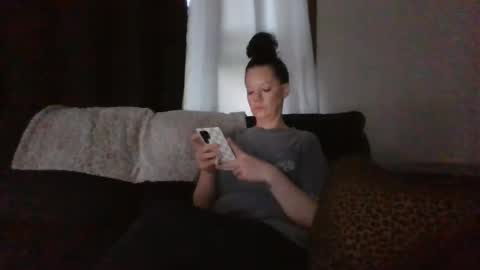 Snapshot of sidneyraee chatting on April 13, 3:28 pm Mrs. St. Patrickk online show from April 13, 3:28 pm
